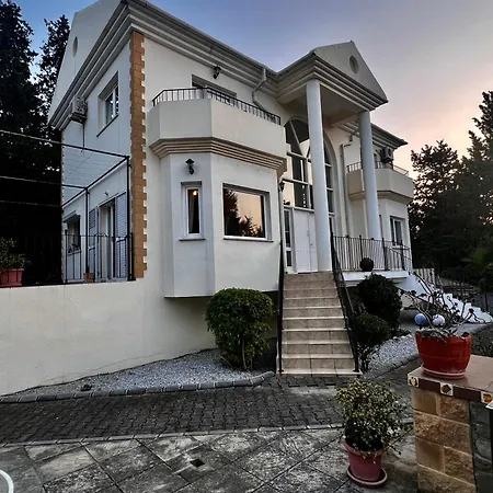 Villa Bellapais *
